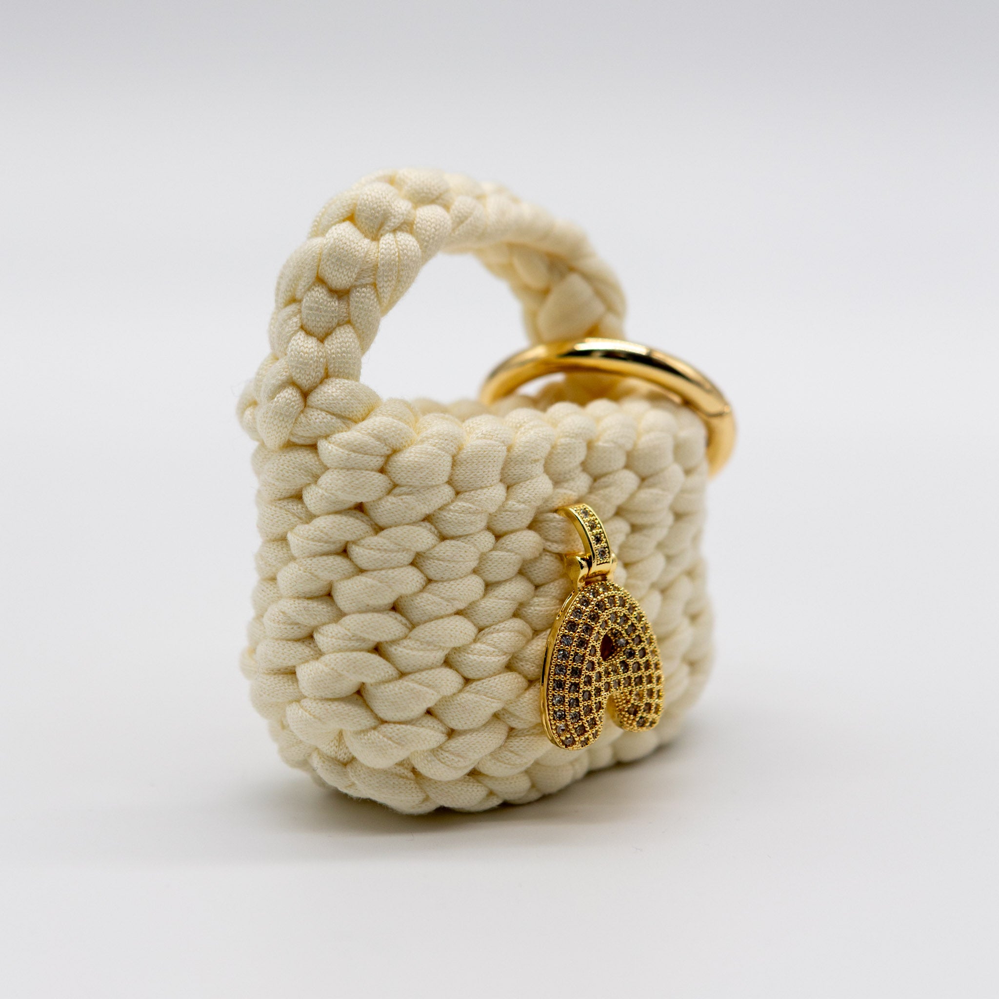 Cestino bomboniera dettaglio lavorazione uncinetto