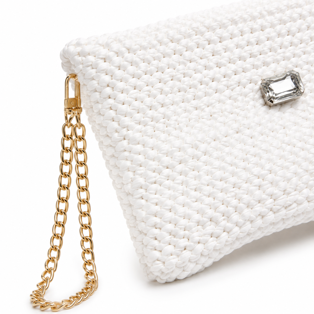 ECLISSI - Pochette Bianca Artigianale con Catena Dorata e Chiusura Gioiello