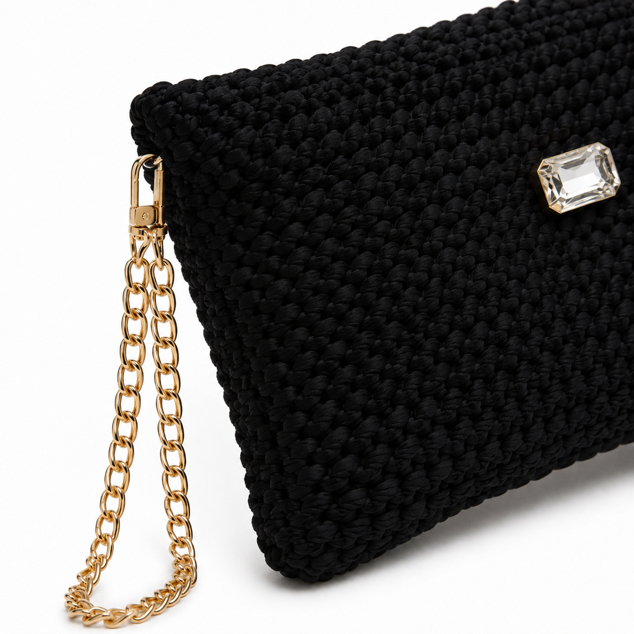 MIDNIGHT CHIC - Pochette Nera Artigianale con Cristallo e Catena Dorata