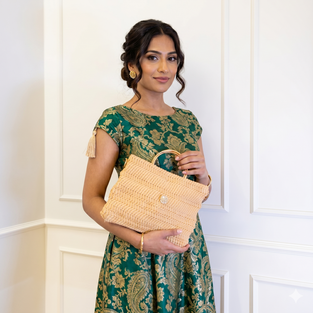 MUST HAVE - Borsa cotone a doppia trama con gioiello