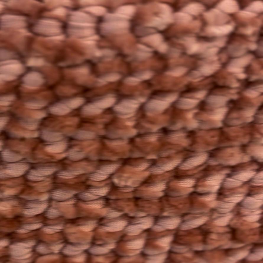 Dettaglio borsa Petali di Rosa lavorazione uncinetto